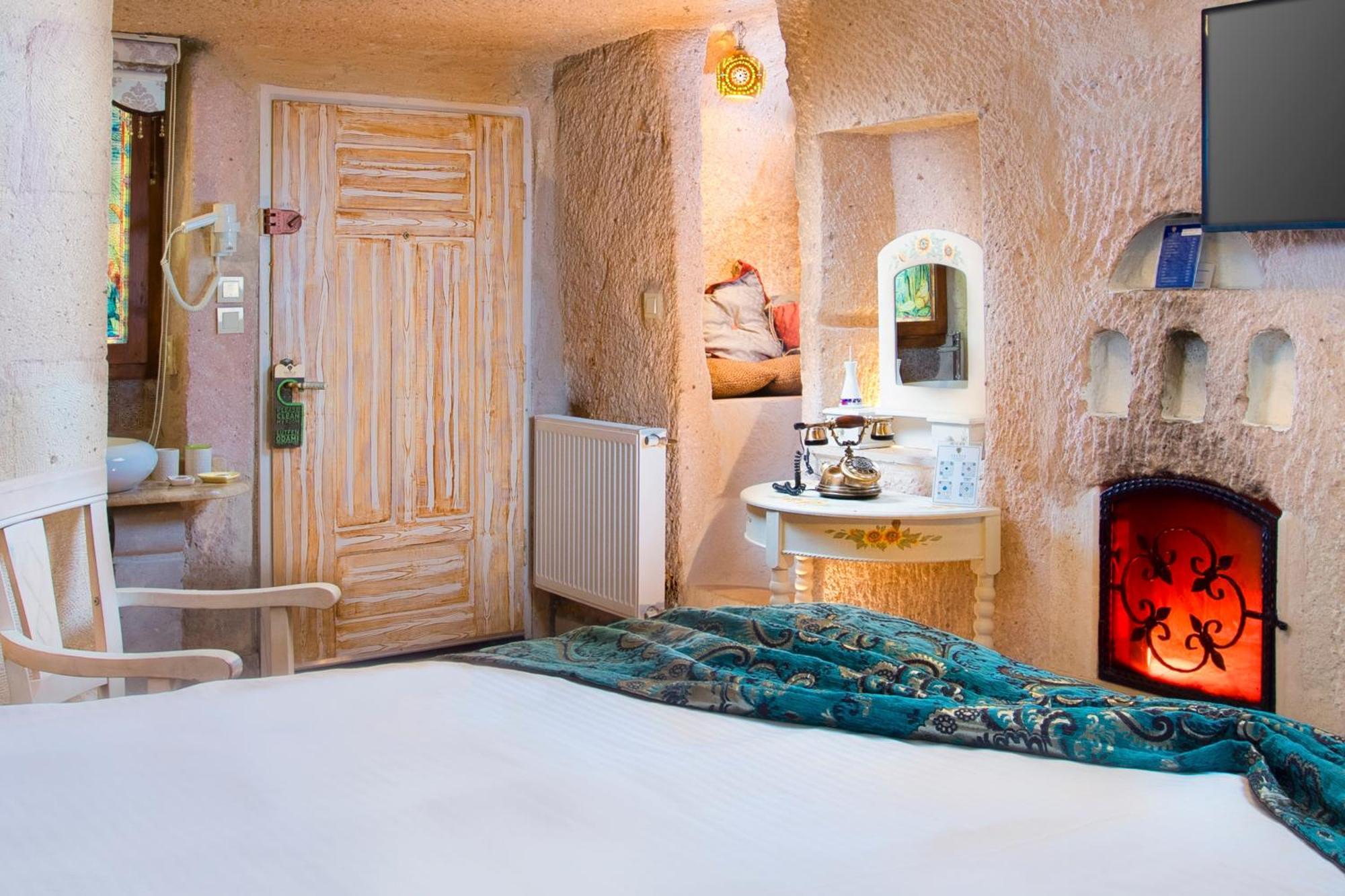 Cappadocia Fairy Chimneys Selfie Cave Hotels - Special Class Uchisar Εξωτερικό φωτογραφία