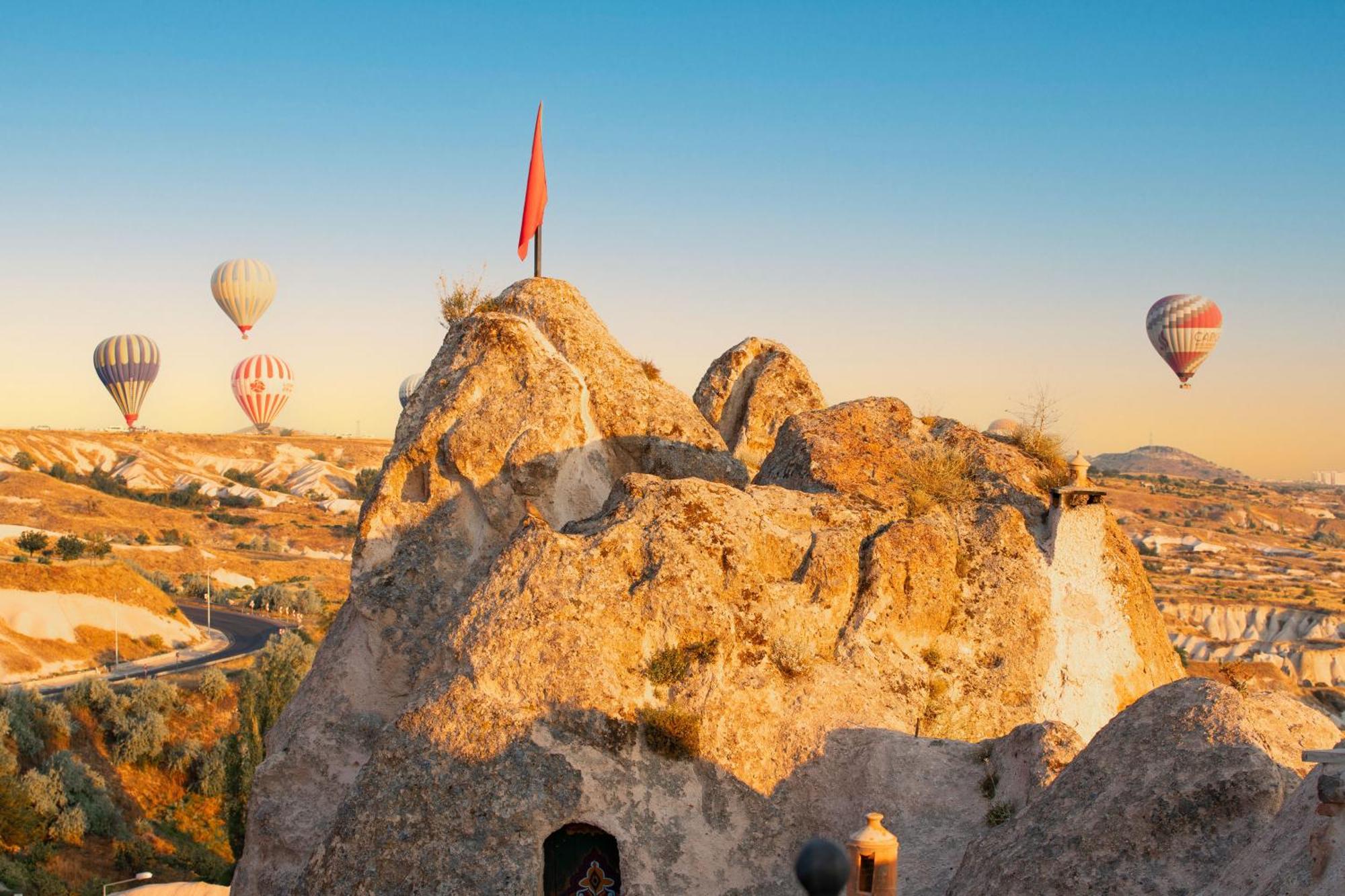 Cappadocia Fairy Chimneys Selfie Cave Hotels - Special Class Uchisar Εξωτερικό φωτογραφία